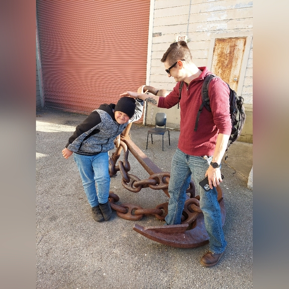 Meet the Posher - Picture 5 of 16